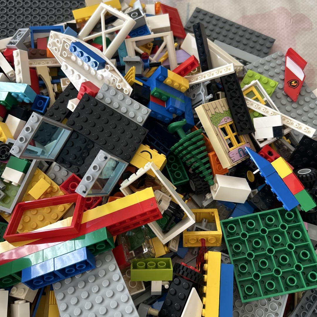 LEGO