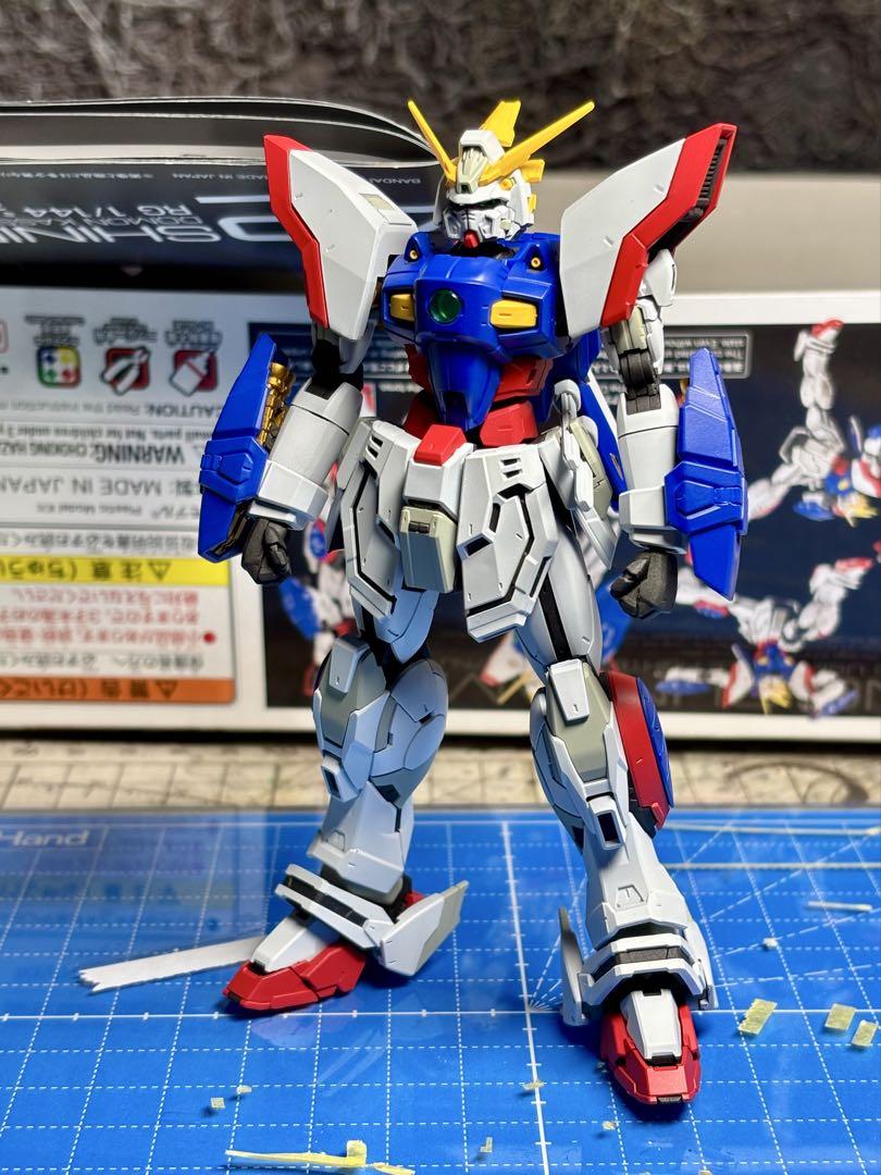 RGシャイニングガンダム全塗装完成品