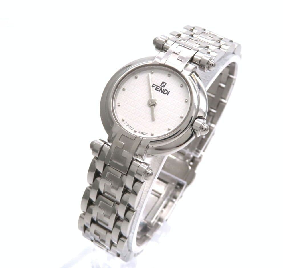 750L FENDI フェンディ時計 ホワイト ラウンド レディースFendi
