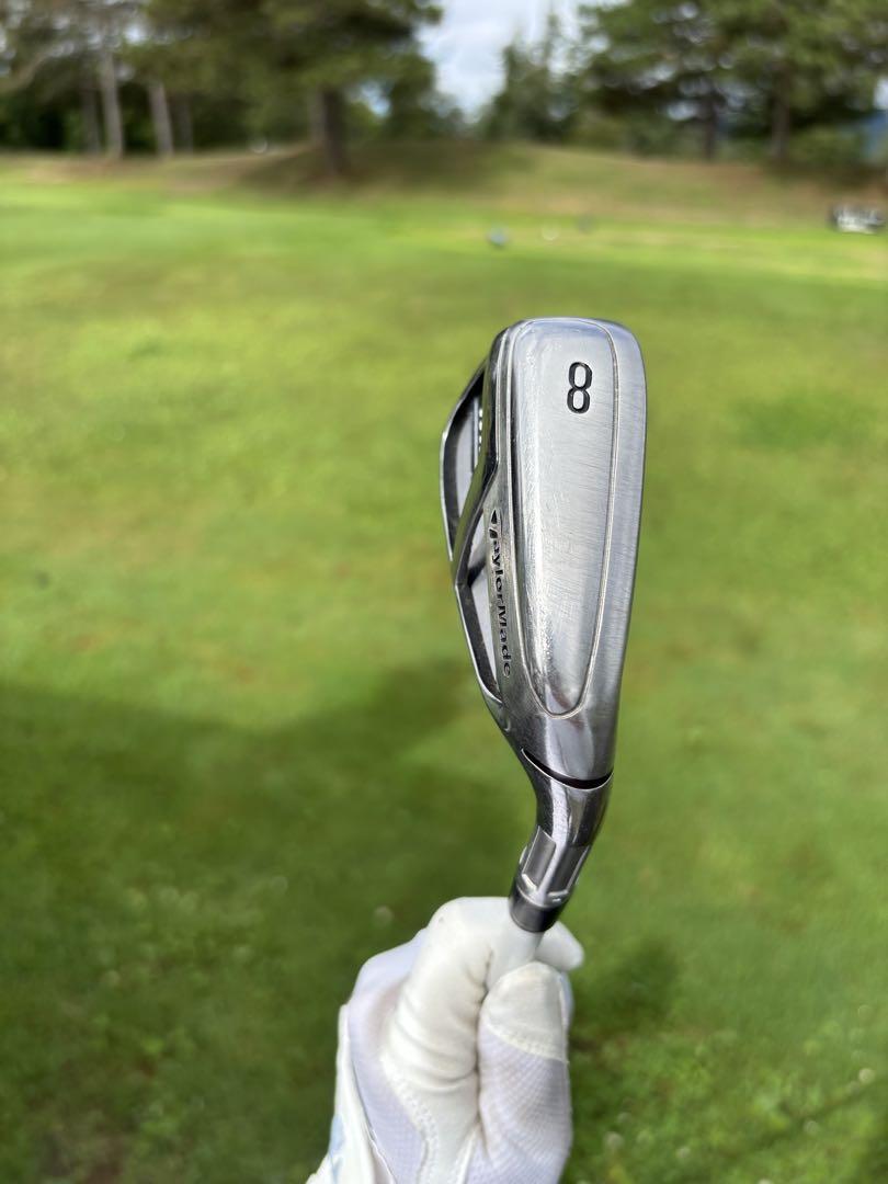 TaylorMade M6 レディース ドライバーとアイアンセット TaylorMade M6 レディース ドライバーとアイアンセット