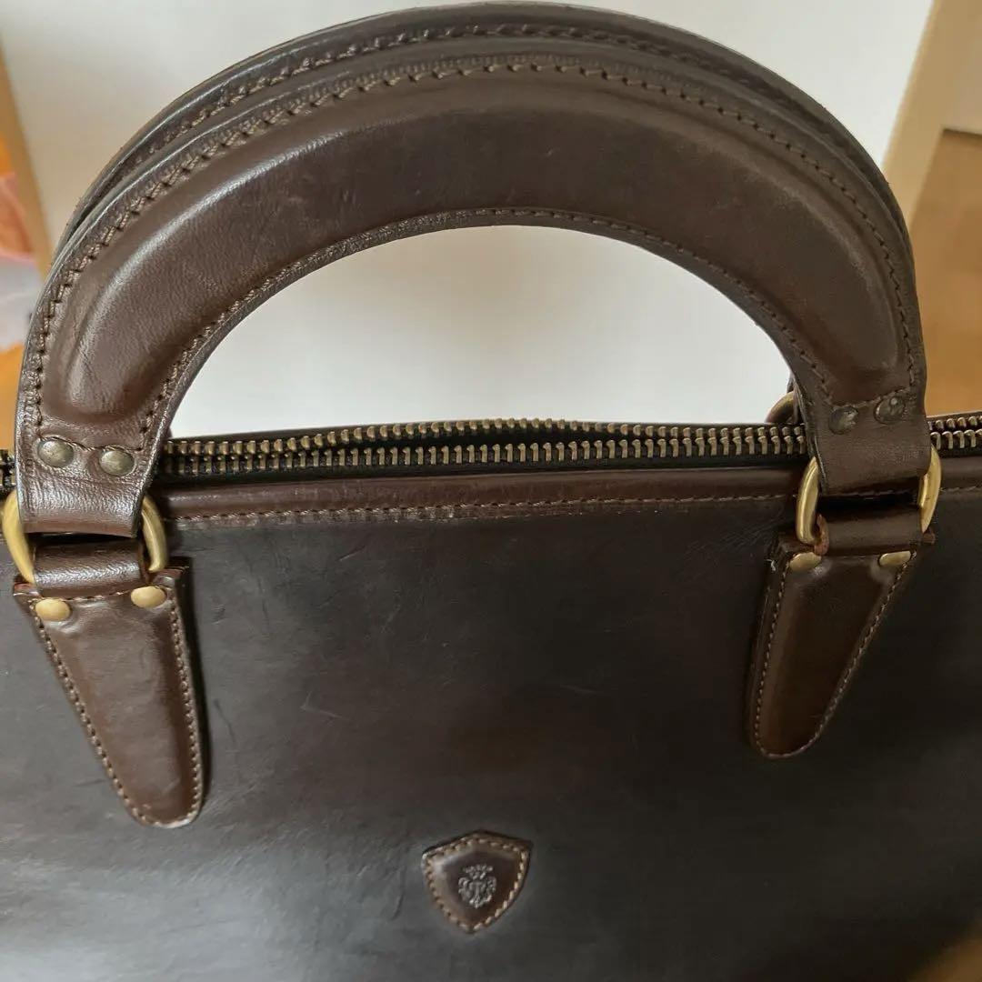 美品 フェリージ オールレザー ビジネスバッグ 9841
