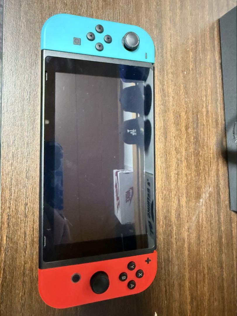 j*x様 Nintendo Switch ネオンブルー/ネオンレッド 本体