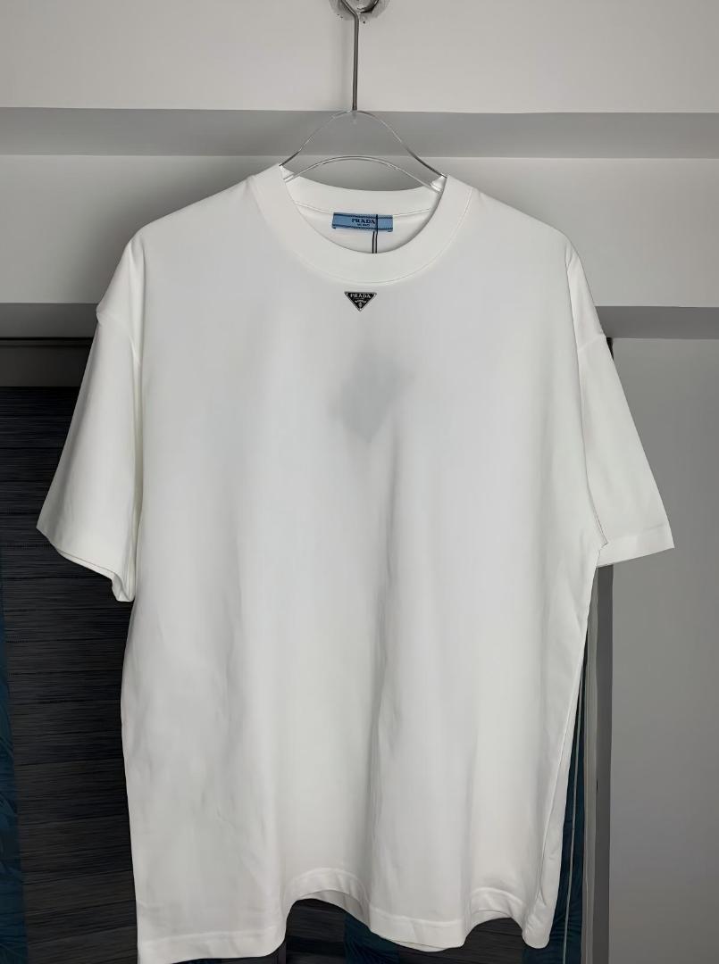 PRADA ホワイト クルーネック Tシャツ