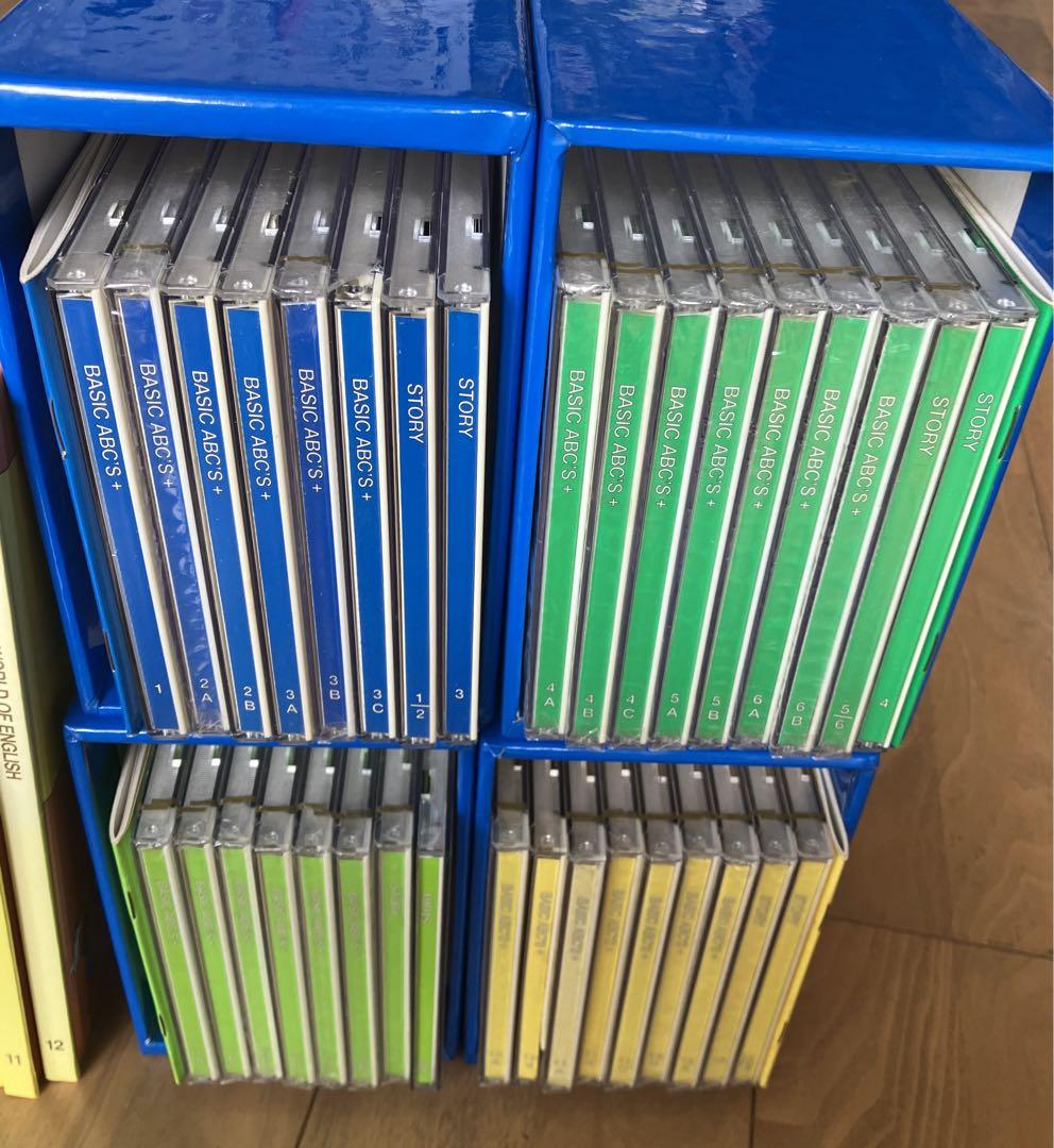 WORLD OF ENGLISH Book全12冊+ガイドブック4冊+CD