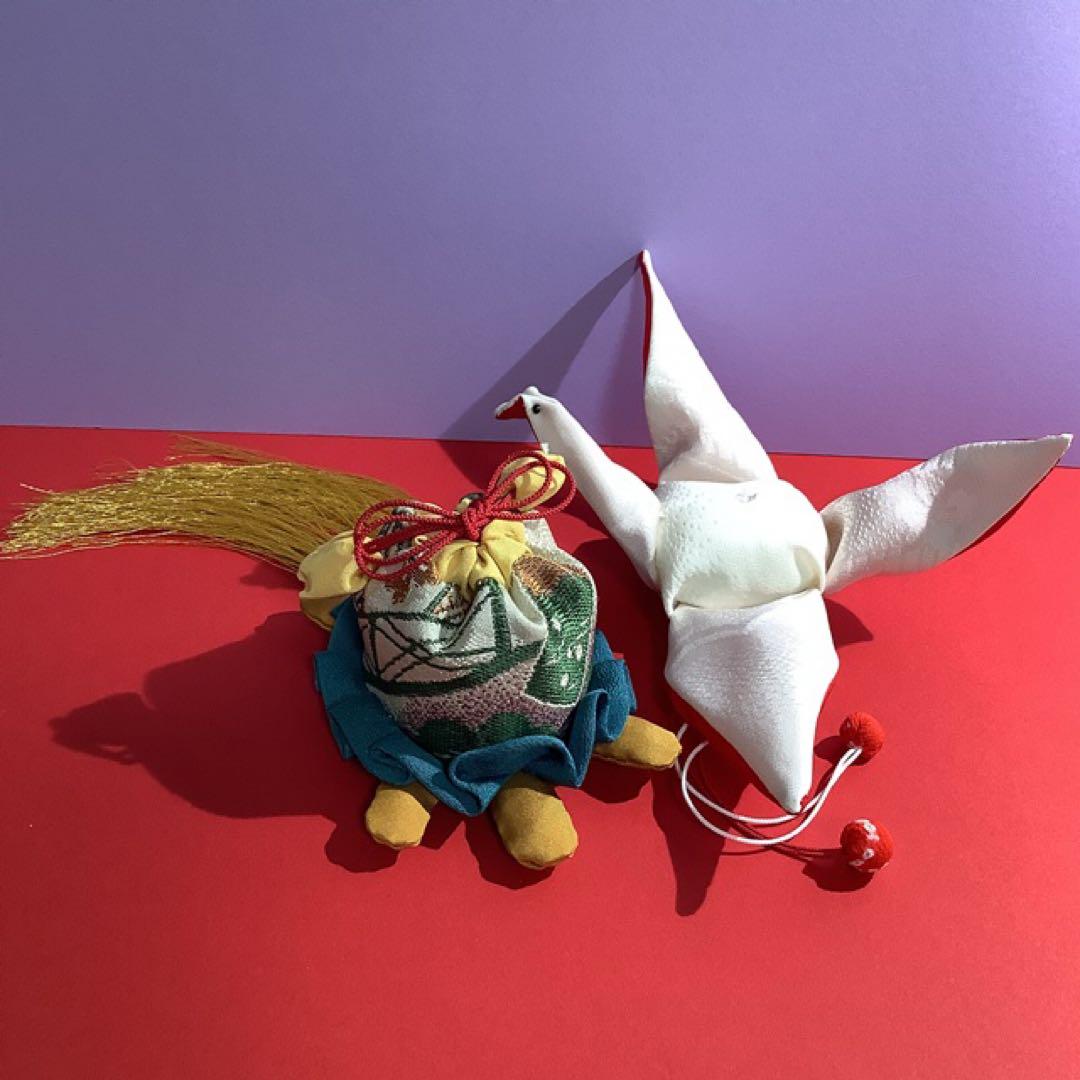 古布・正絹【ハンドメイド】ちりめん細工（鶴と亀の置き飾り）C縁起物ちりめん細工
