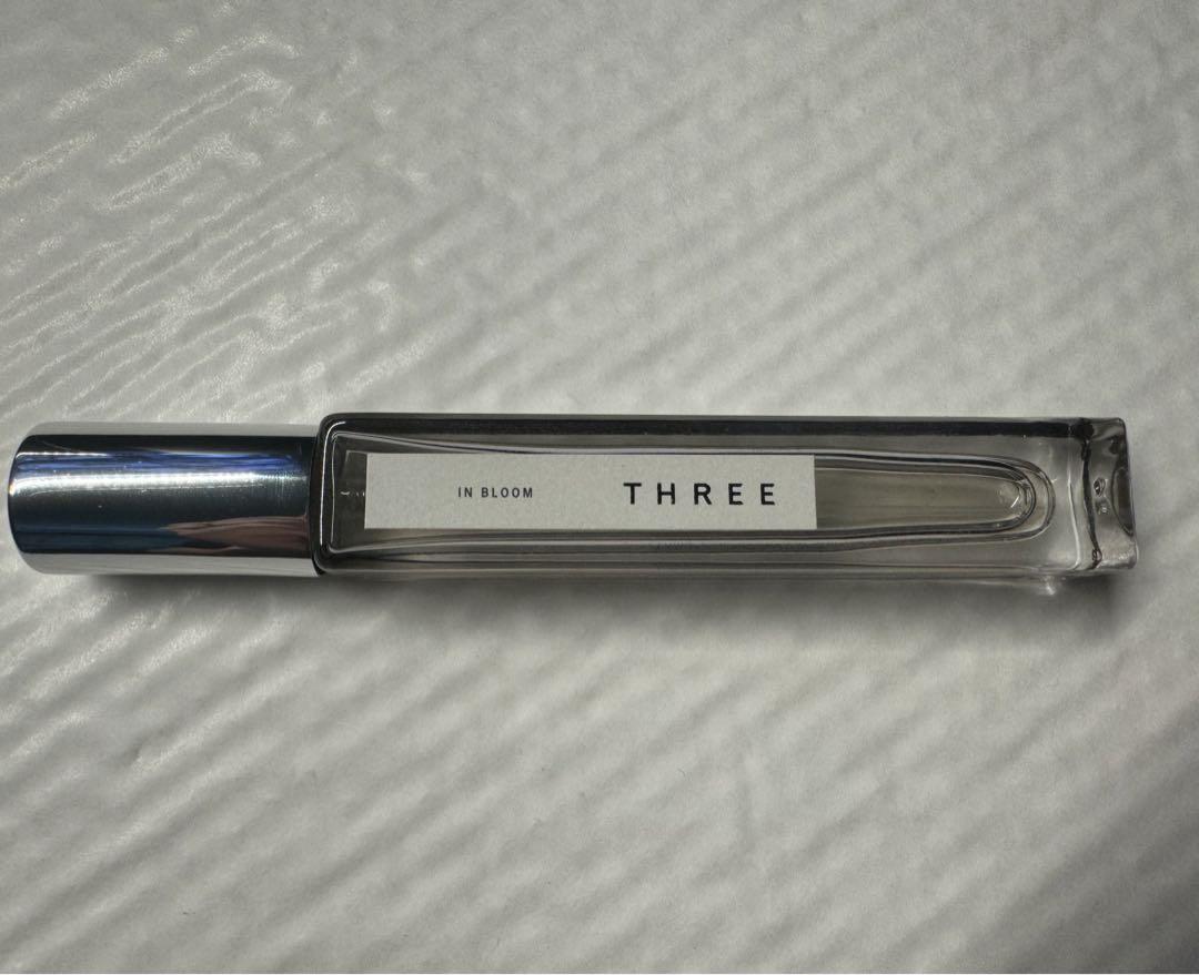 THREE エッセンシャルセンツ　オードトワレ
