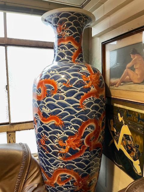 青海波模様 赤い龍 陶磁器 花瓶 青海波模様 赤い龍 陶磁器 花瓶 【辻精磁社】有田焼／染付青海波