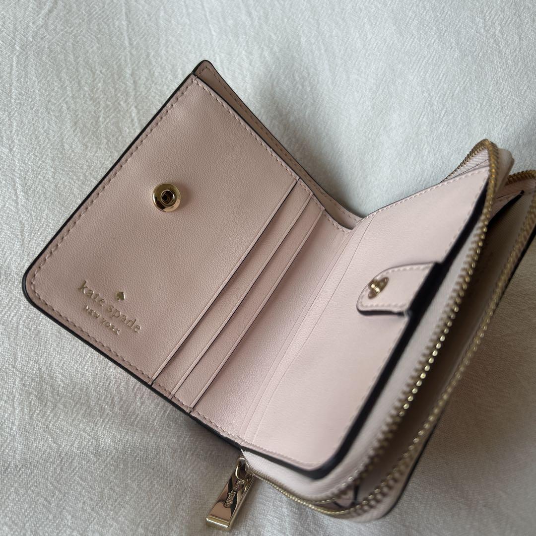 Kate Spade フラワープリント 二つ折り財布ファッション 通販