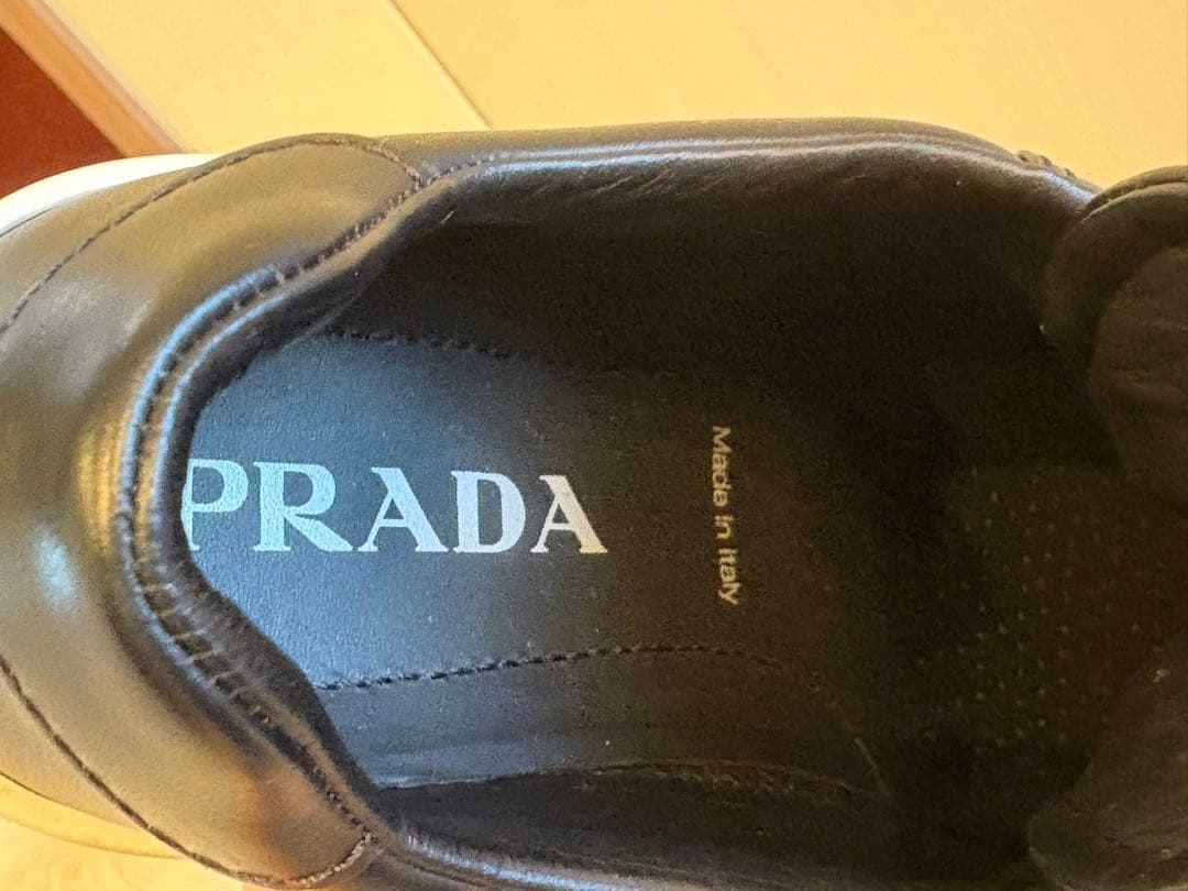 PRADA プラダ　スニーカー