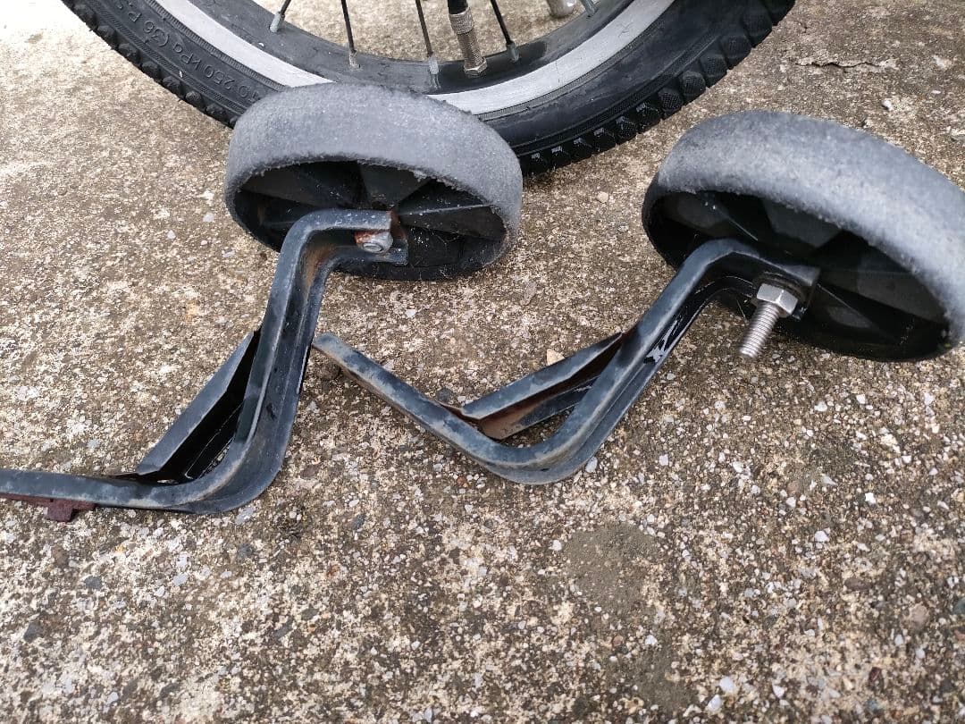 補助輪付き 14インチ傷や汚れあり