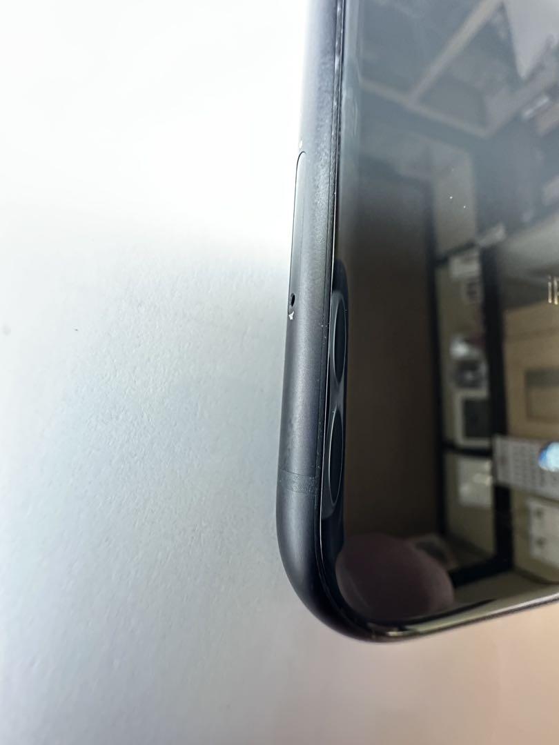iPhone XR 64GB SIMフリー　ディスプレイカバー付