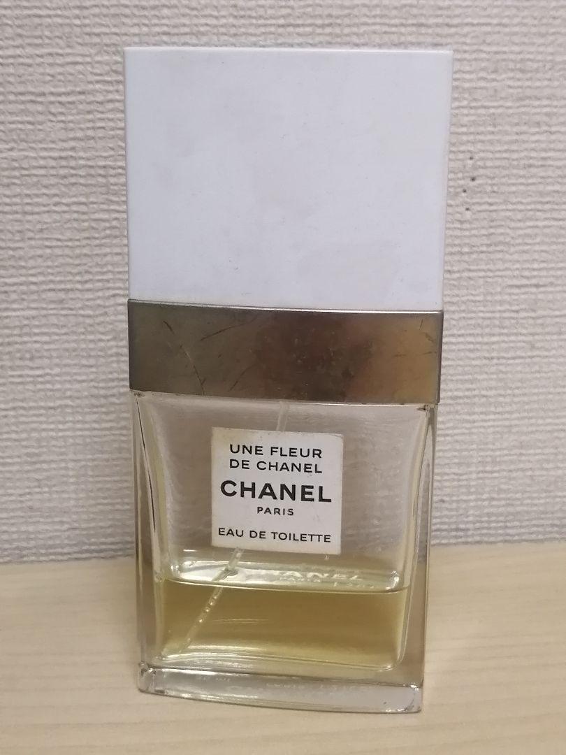 CHANEL UNE FLEUR DE CHANEL オードトワレ 35ml - メルカリ