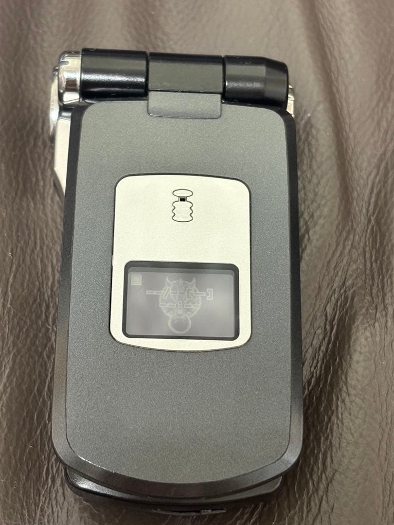 P900ivクラウドブラック 携帯電話本体 ガラケー docomo ドコモ