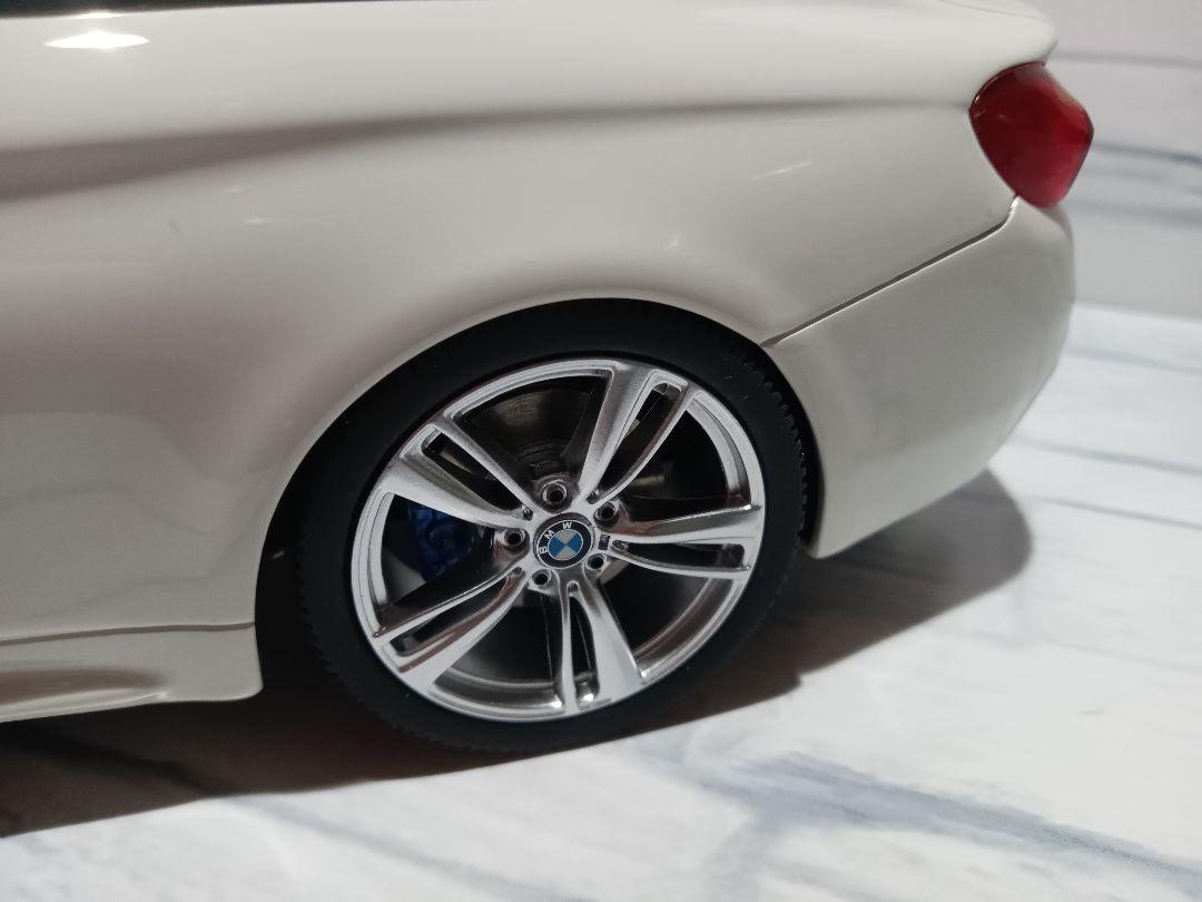 1/18 BMW M435i ホワイト　ミニカー　4シリーズ