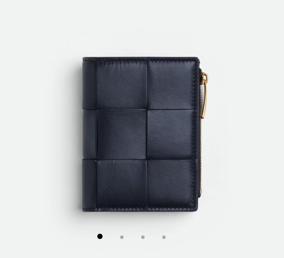 Bottega Veneta 二つ折り財布 黒 レザー 付属品あり
