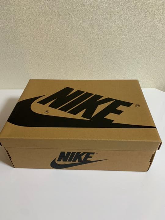 ナイキエアジョーダン1ハイズームエアコンフォートラッキーブル