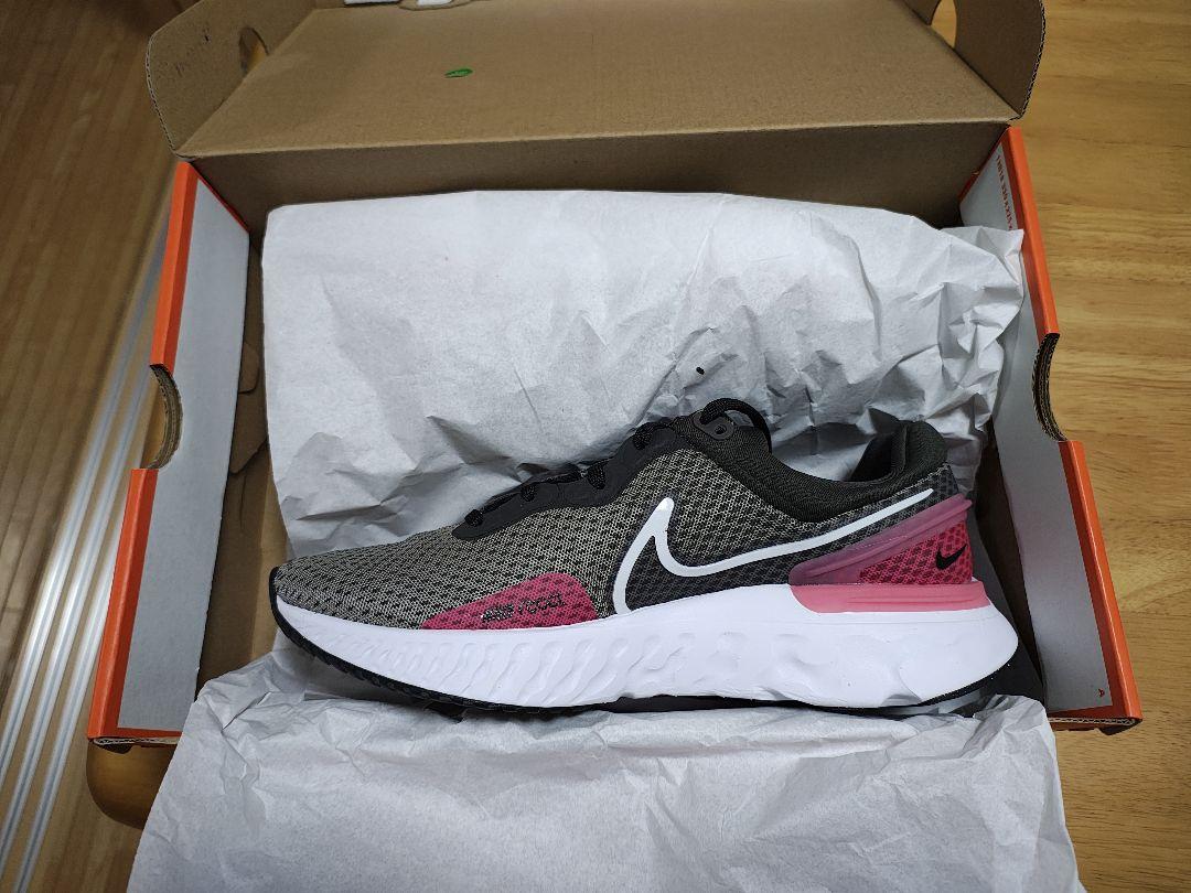 Nike React Miler 3 ナイキ リアクトマイラー3　25.5cm