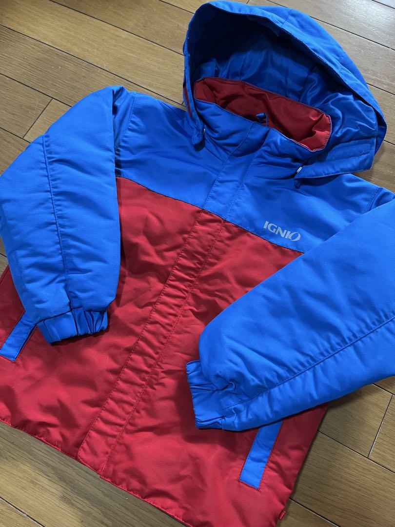 UNIQLO フード付きスノーボードジャケット XS UNIQLO フード付きスノーボードジャケット XS