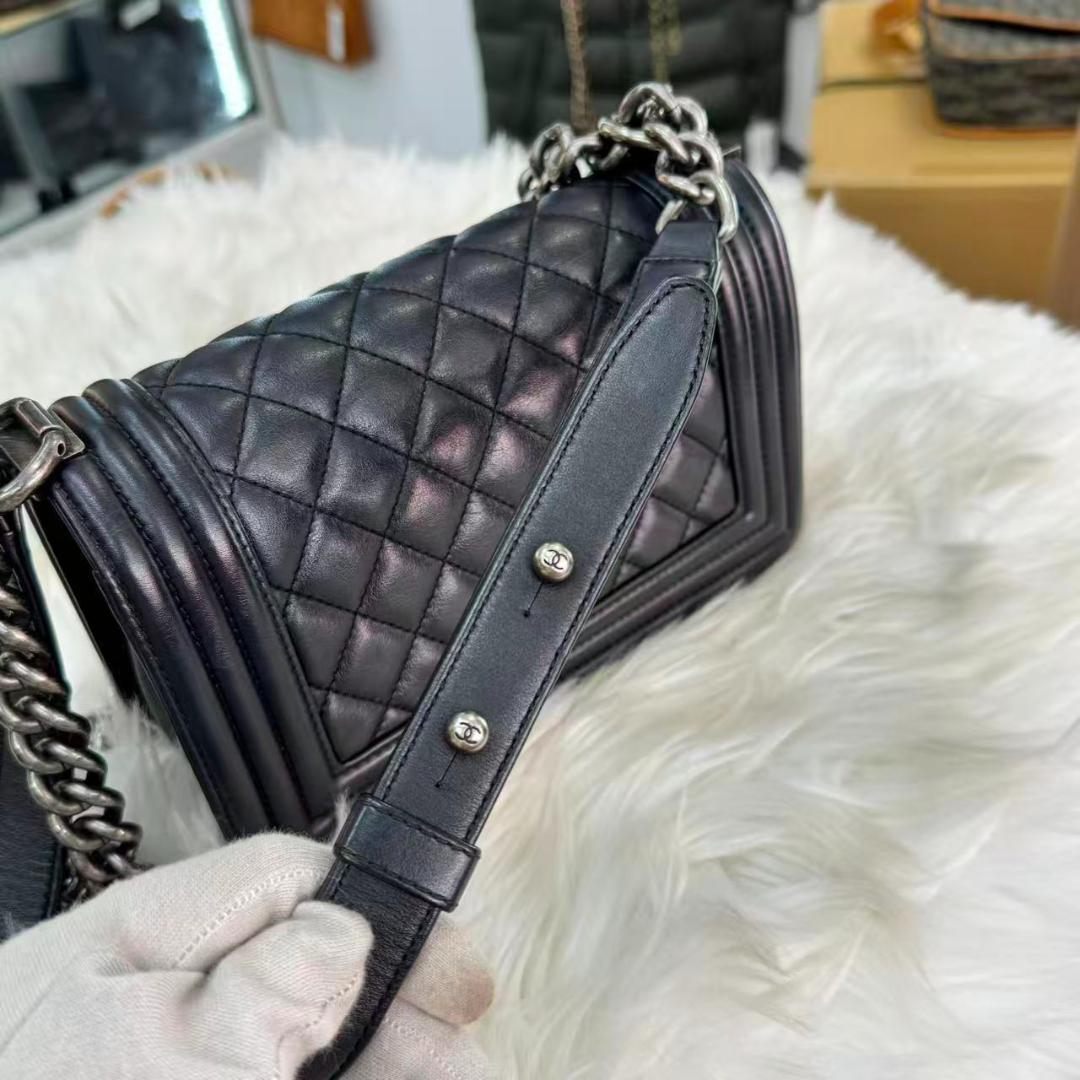 CHANEL シャネル ボーイシャネル スモール　‐ 箱付き