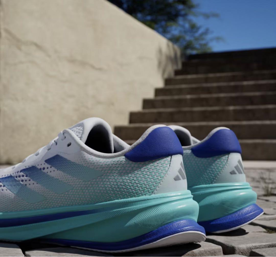 【新品未使用】adidas SUPERNOVA RISE 26.5