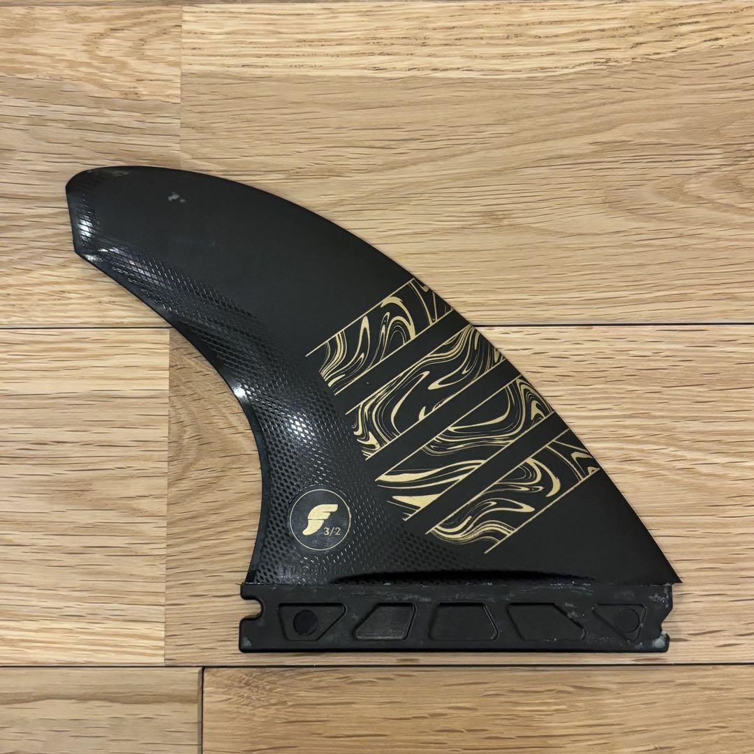 futures. 　フィン　ALPHA VECTOR 3/2 MEDIUM Futures Fins Vector 3/2 Alpha Tri-Quad Fin Set – Cleanline Surf