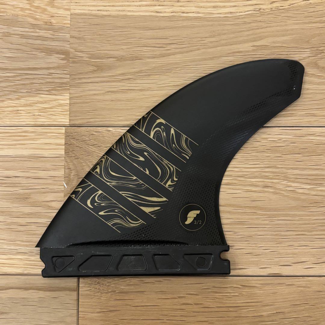 futures. 　フィン　ALPHA VECTOR 3/2 MEDIUM Futures Fins Vector 3/2 Alpha Tri-Quad Fin Set – Cleanline Surf