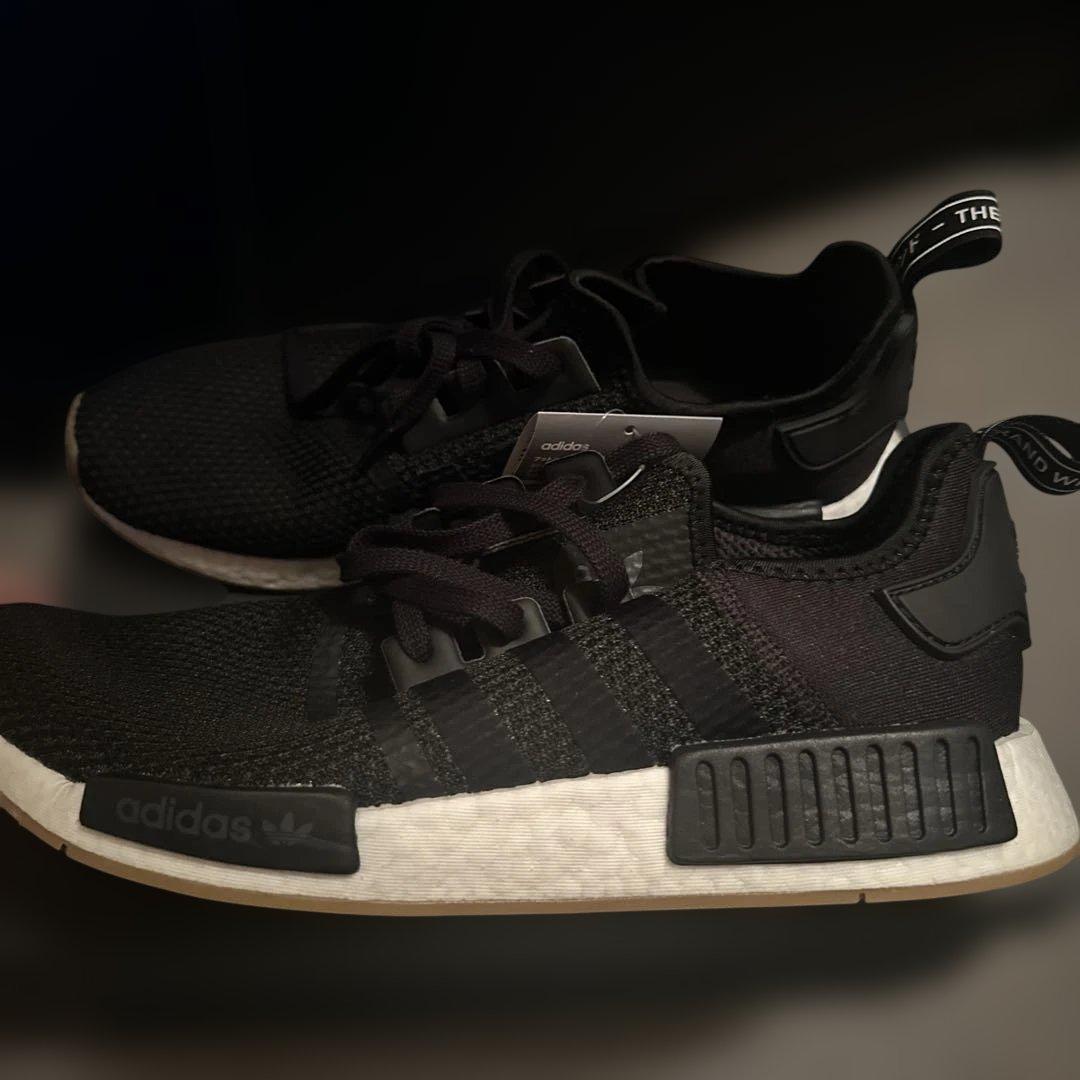 adidas NMD ブラック adidas NMD ブラック