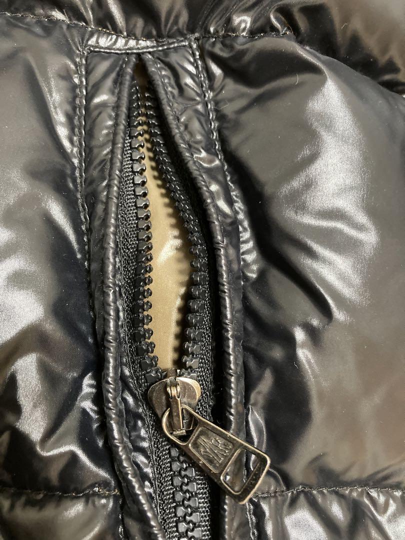 Moncler 黒
