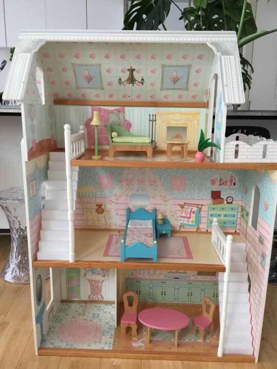 メルカリ ドールハウス 高さ1 3階建て木のお家 キャラクターグッズ 16 800 中古や未使用のフリマ メルカリ ドールハウス 高さ1 3階建て木のお家 キャラクターグッズ 16 800 中古や未使用のフリマ