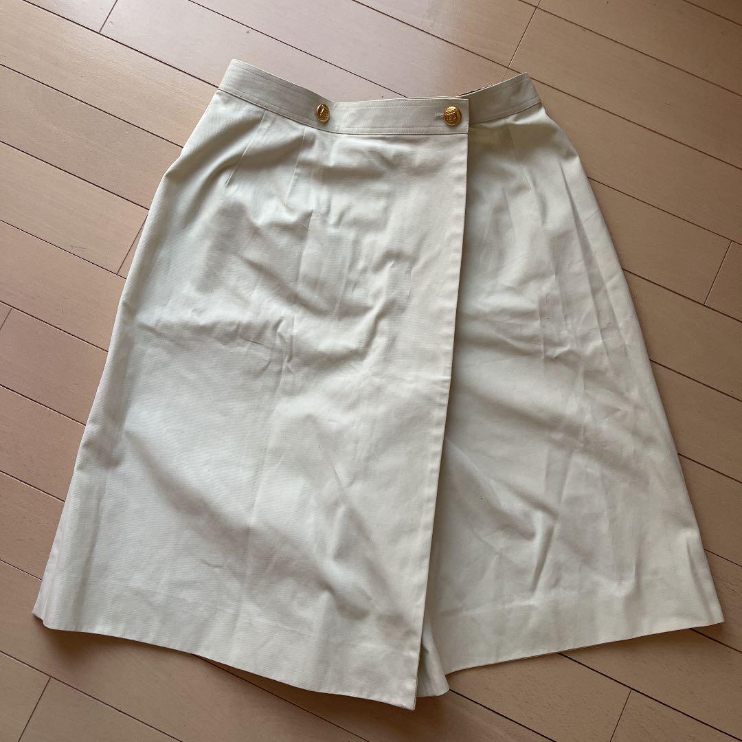 最新最全の 美品 バーバリー ドレープ感 キュロットスカート