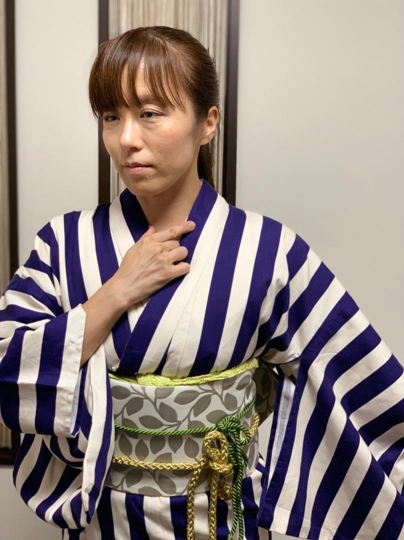 未着用　袋帯　青海波　縦縞　ストライプ　着物　005k ストライプ柄が粋な浴衣・単衣の着物