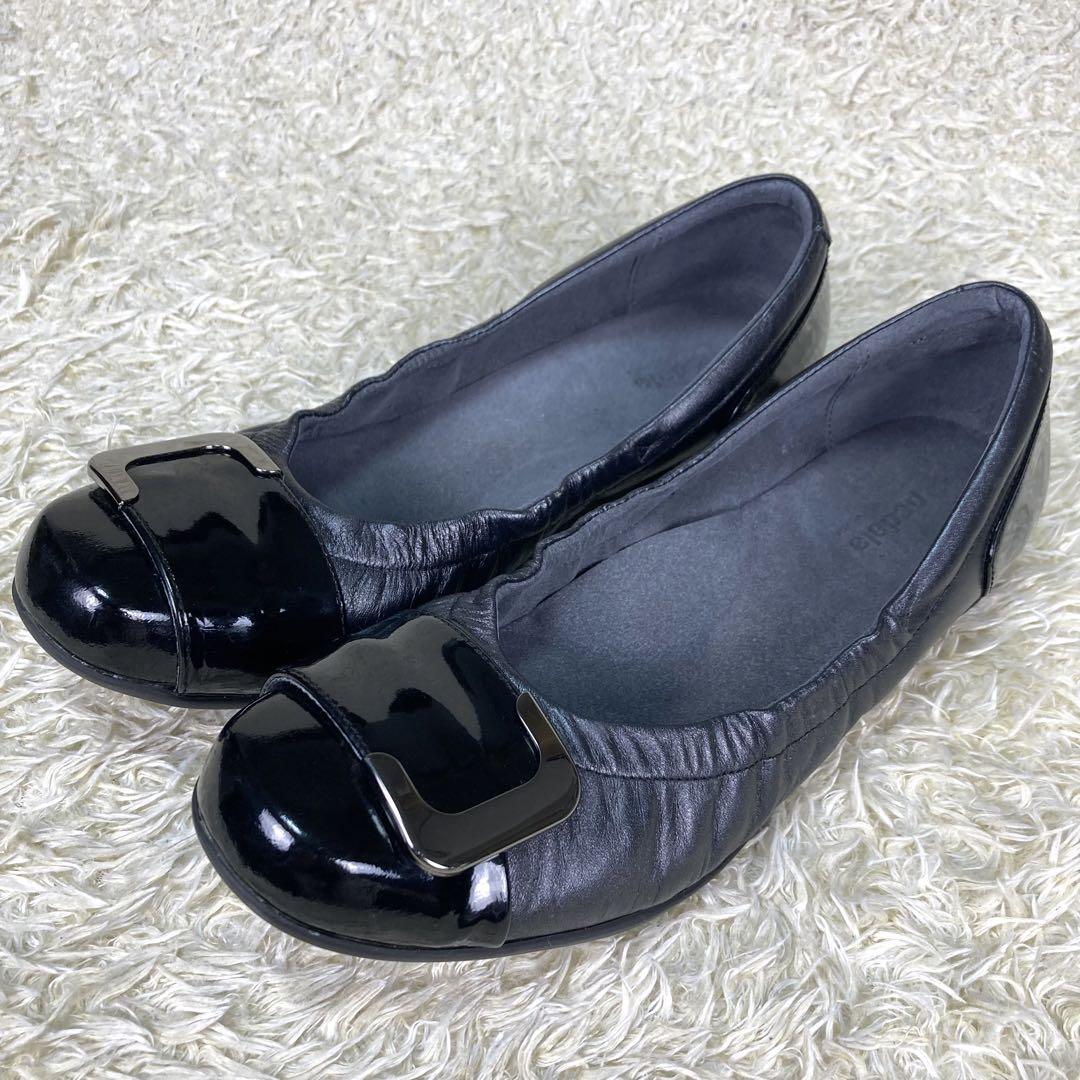 『美品』pedala ペダラ　フラットパンプス　バレエシューズ　レザー　エナメル