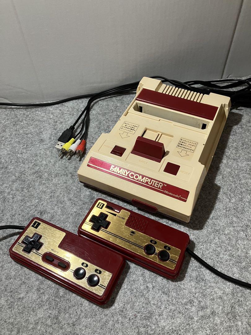 ファミコン本体 美品 AV出力 USB電源 ファミコン本体 美品 AV出力 USB電源