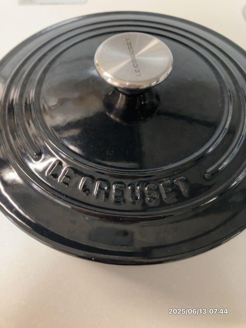 美品 ル・クルーゼ ココットロンド LE CREUSET 22cm ブラック