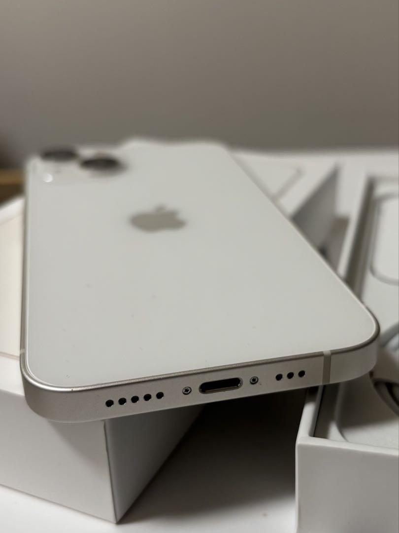 Iphone 13 本体　128GB スターライト　バッテリー87%
