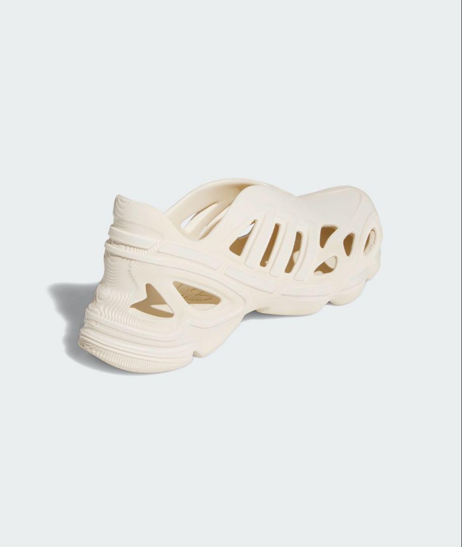 adidas 未使用。売り切れサイズ‼️ adifomスーパーノヴァ