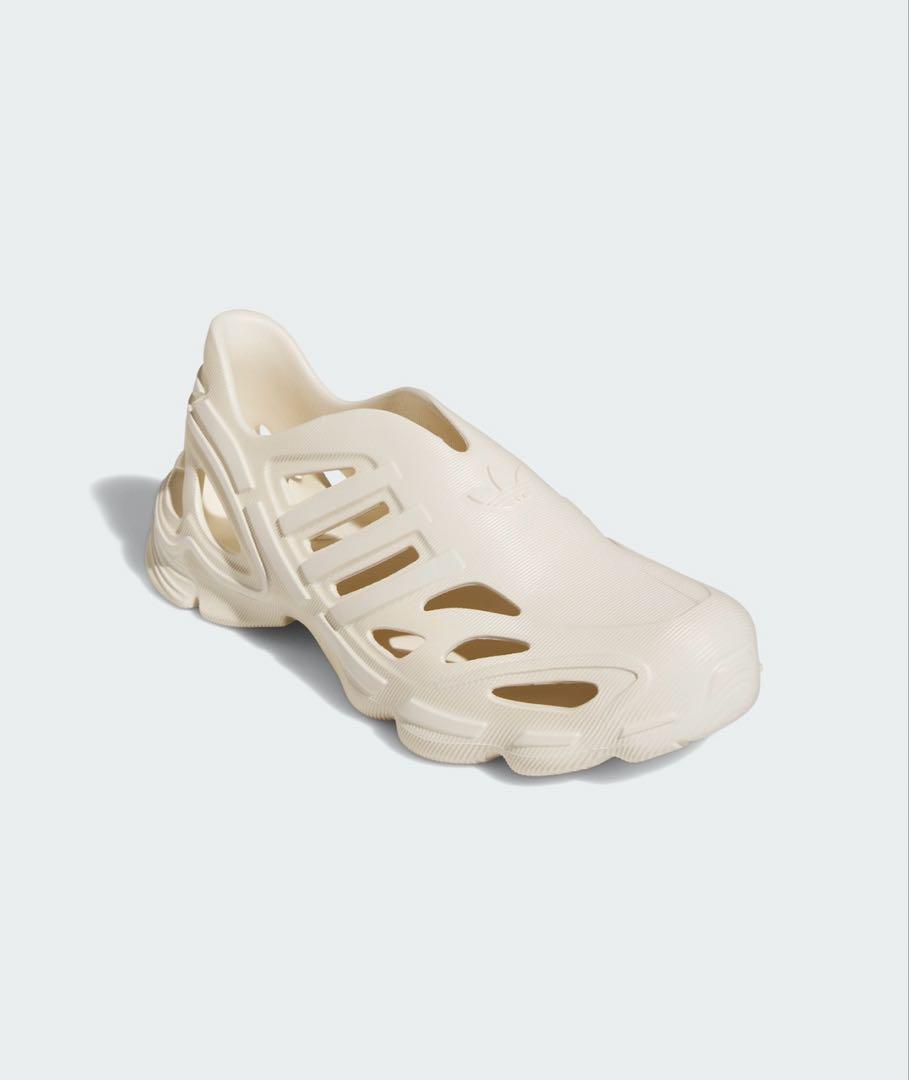 adidas 未使用。売り切れサイズ‼️ adifomスーパーノヴァ