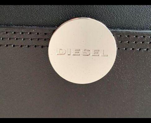 お買い得新作 DIESEL ミックスレザー 長財布 W03P7-m57043246329 コインタグ 本物保証限定SALE