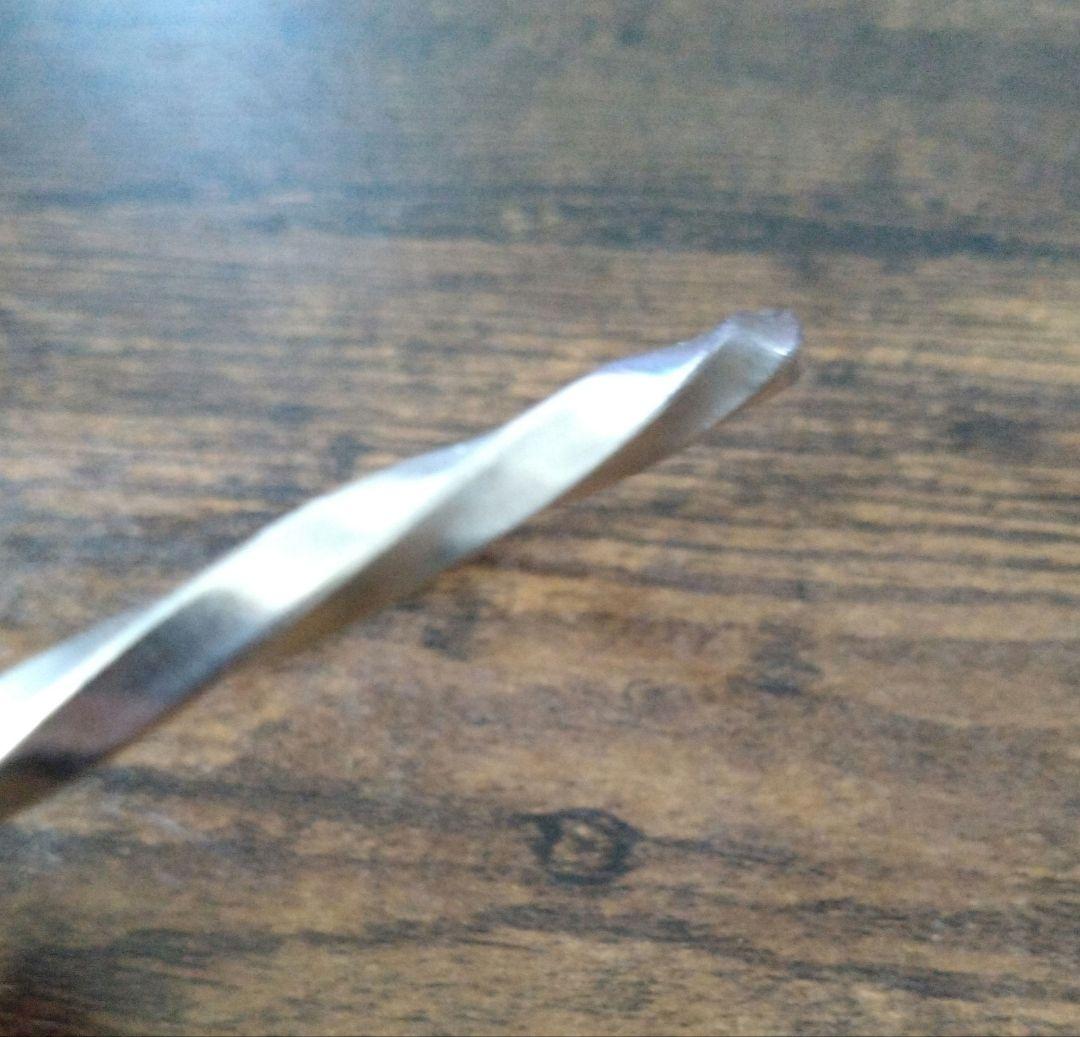カレンシルバー　バングル　ツイストデザイン　海外輸入品　高純度