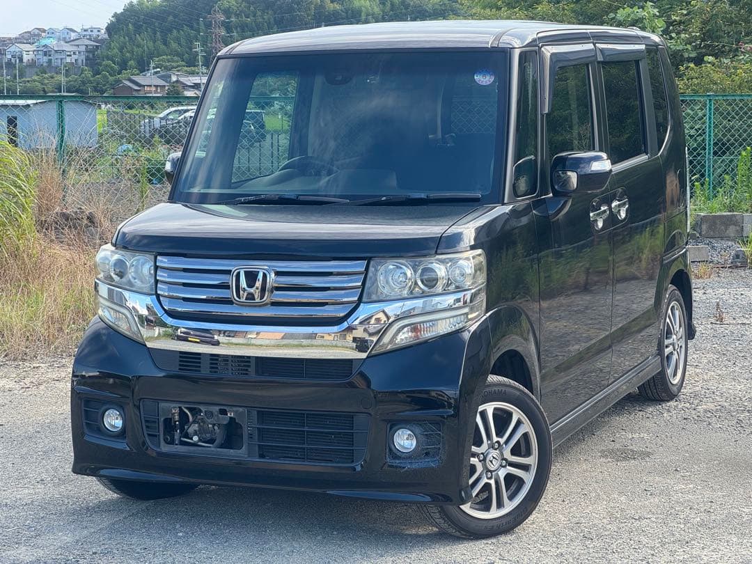 検9年８月　26年　N-BOX カスタム　SSパッケージ　両側パワスラ　ブラック