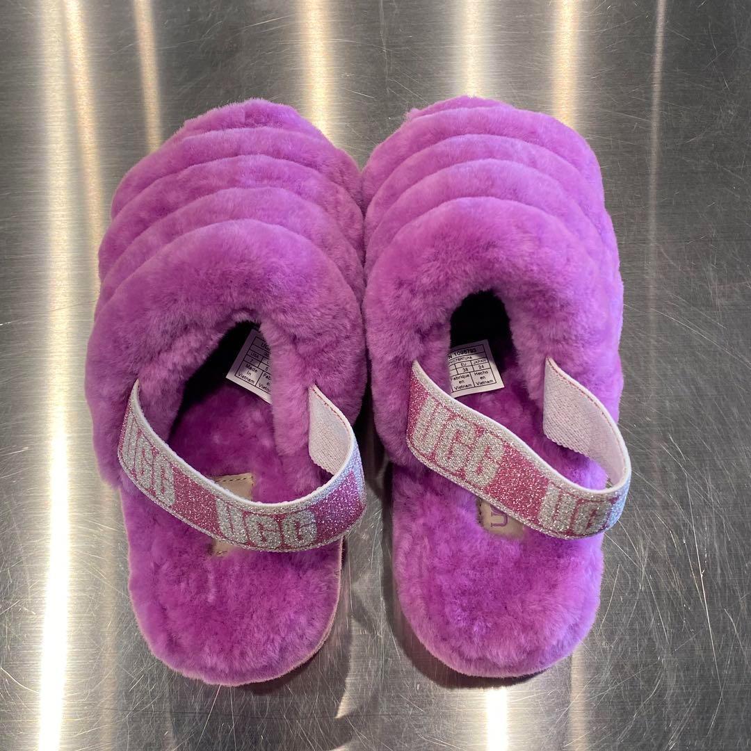 『UGG』 アグ (24cm) フラッフ イヤー スライド フラットサンダル