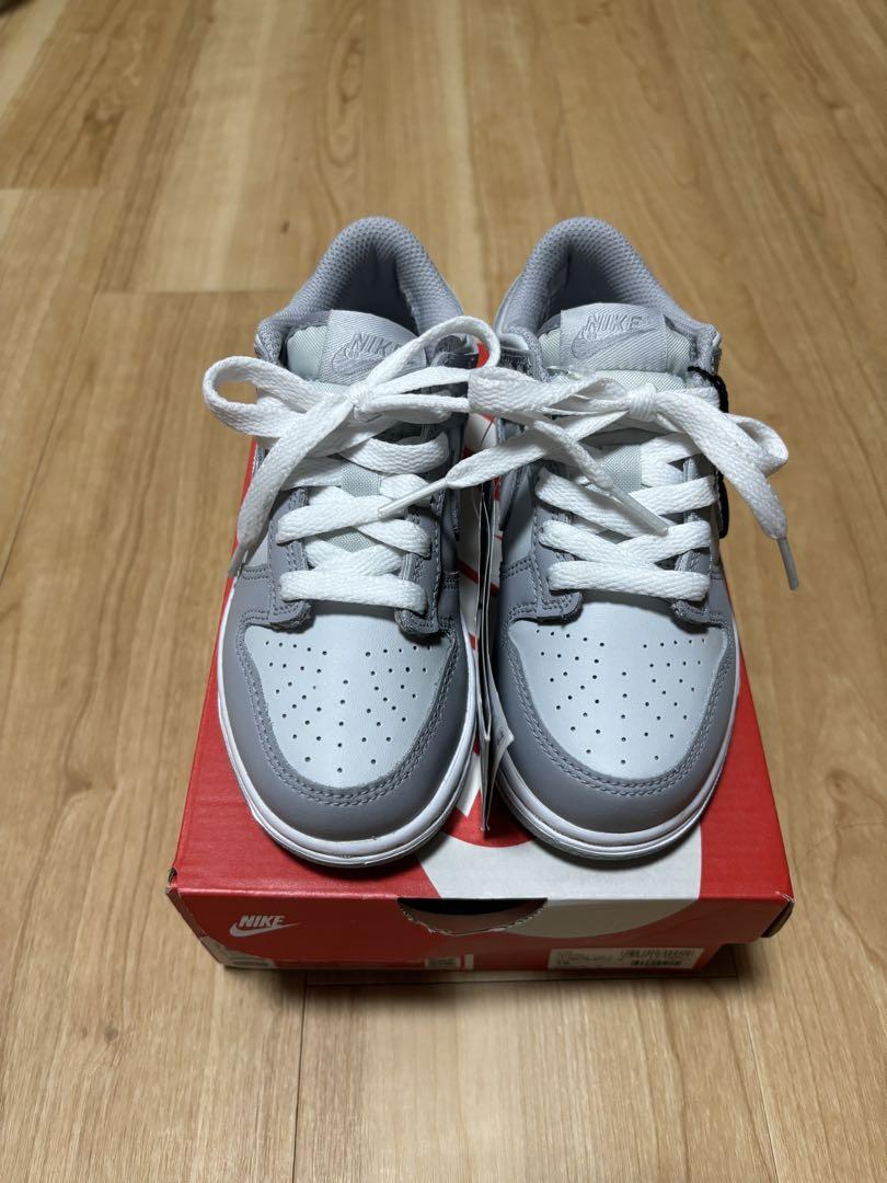 Nike dunk low  グレー　18cm 新品未使用