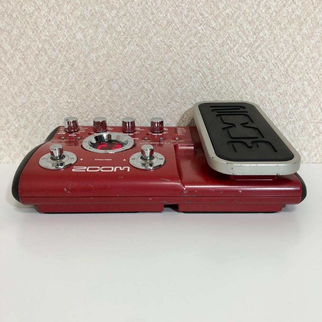 ZOOM BASS EFFECTS PEDAL B2.1u　マルチエフェクター