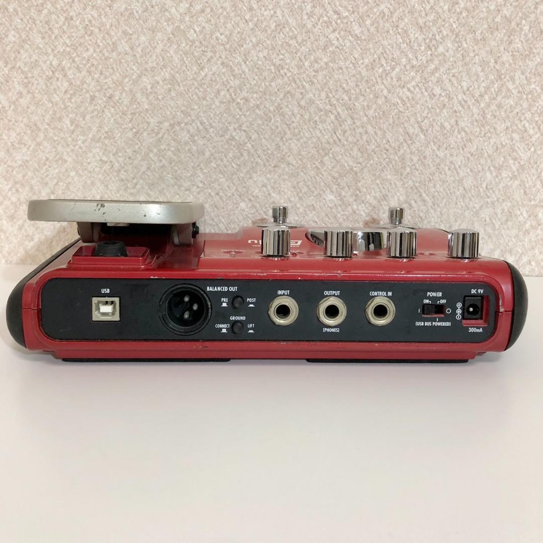 ZOOM BASS EFFECTS PEDAL B2.1u　マルチエフェクター