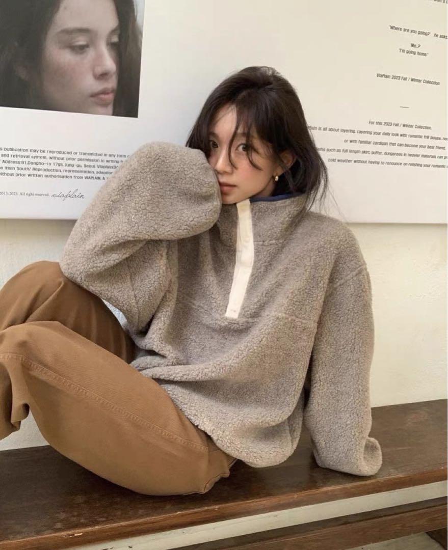 【11月21日まで】新品韓国viaplain トップスfeverスウェット