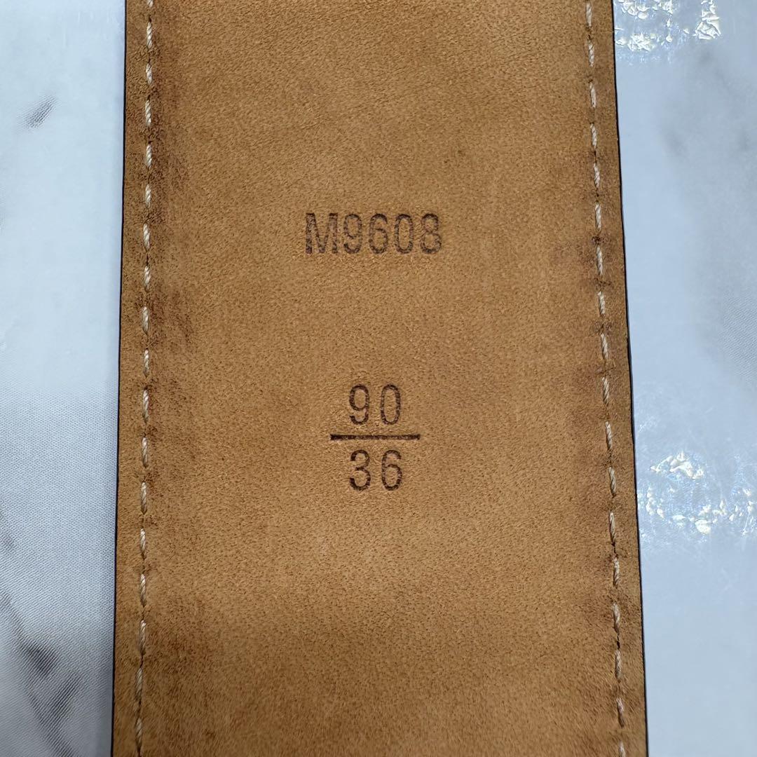 まさ 【美品】 ルイヴィトン サンチュール LV イニシアル M9608