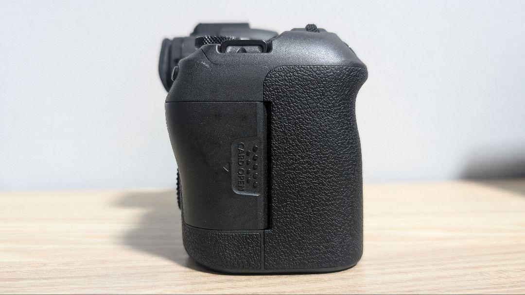 Canon EOS R6 Mark II 本体