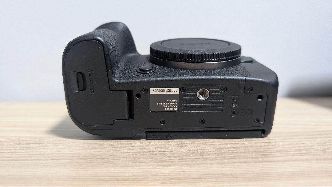 Canon EOS R6 Mark II 本体
