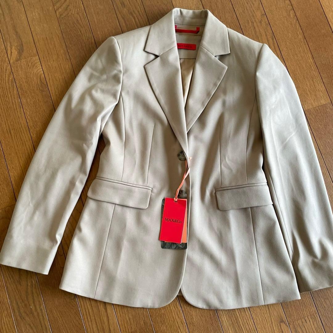 ベージュ テーラードジャケット 新品タグ付き ベージュ テーラードジャケット 新品タグ付き