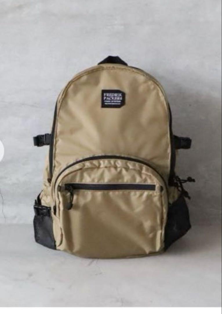 FREDRIK PACKERS 黒ロゴ　カーキ リュック